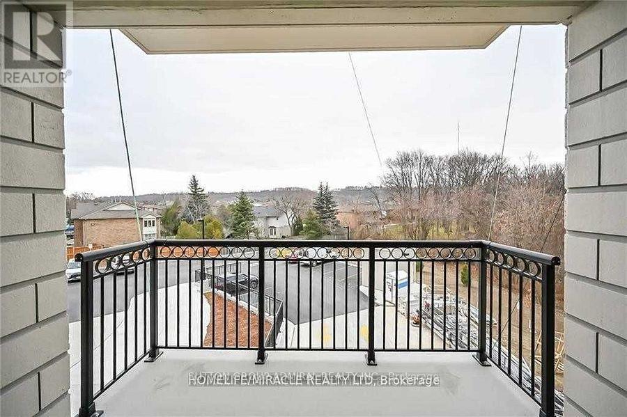 Photo 14 of 213 2750 King Street E, Hamilton ON