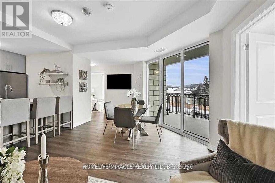 Photo 4 of 213 2750 King Street E, Hamilton ON