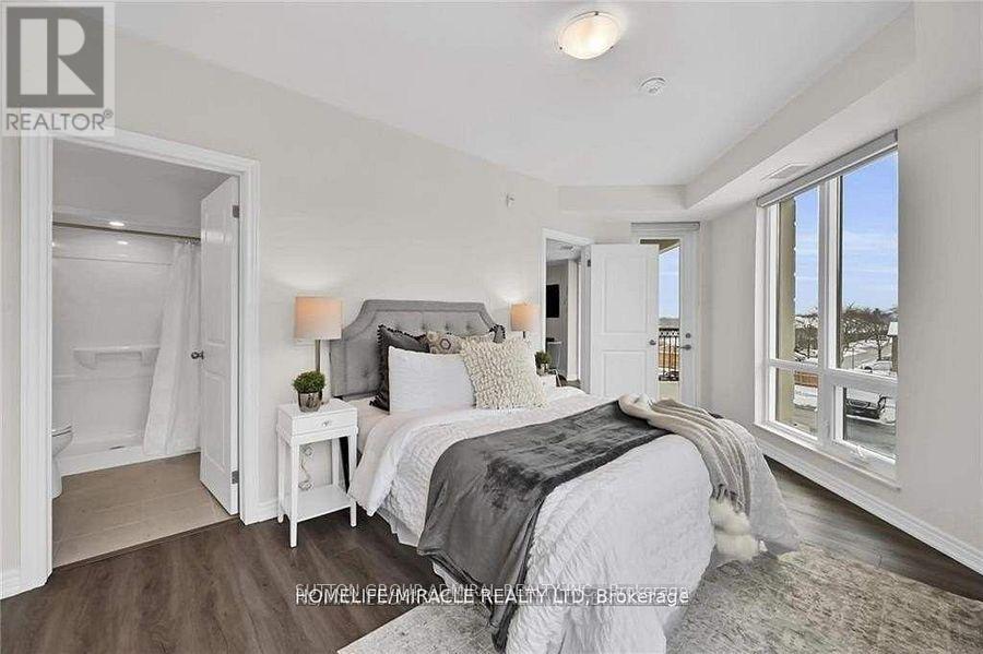Photo 12 of 213 2750 King Street E, Hamilton ON