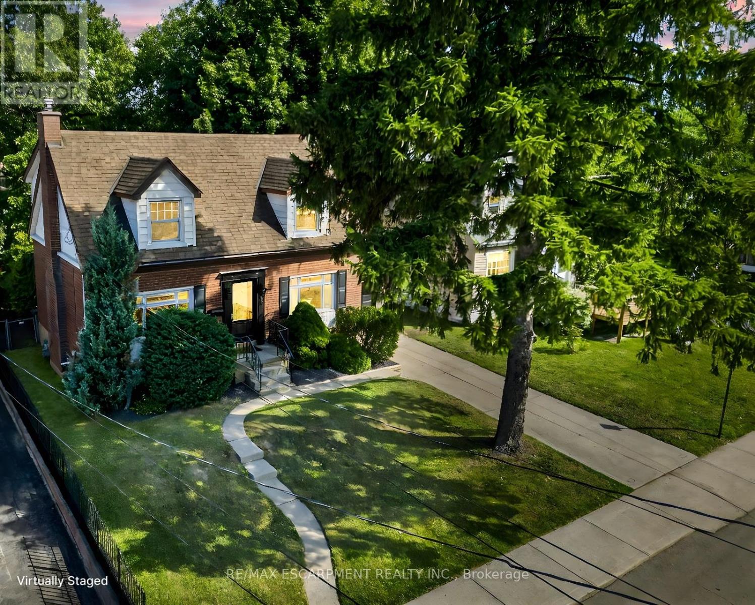 Photo 1 of 131 Rosedale Avenue, Hamilton ON