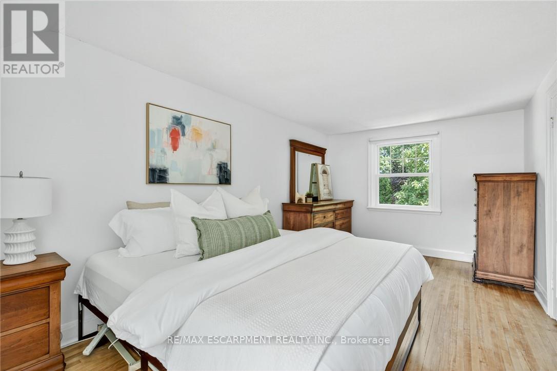 Photo 15 of 131 Rosedale Avenue, Hamilton ON