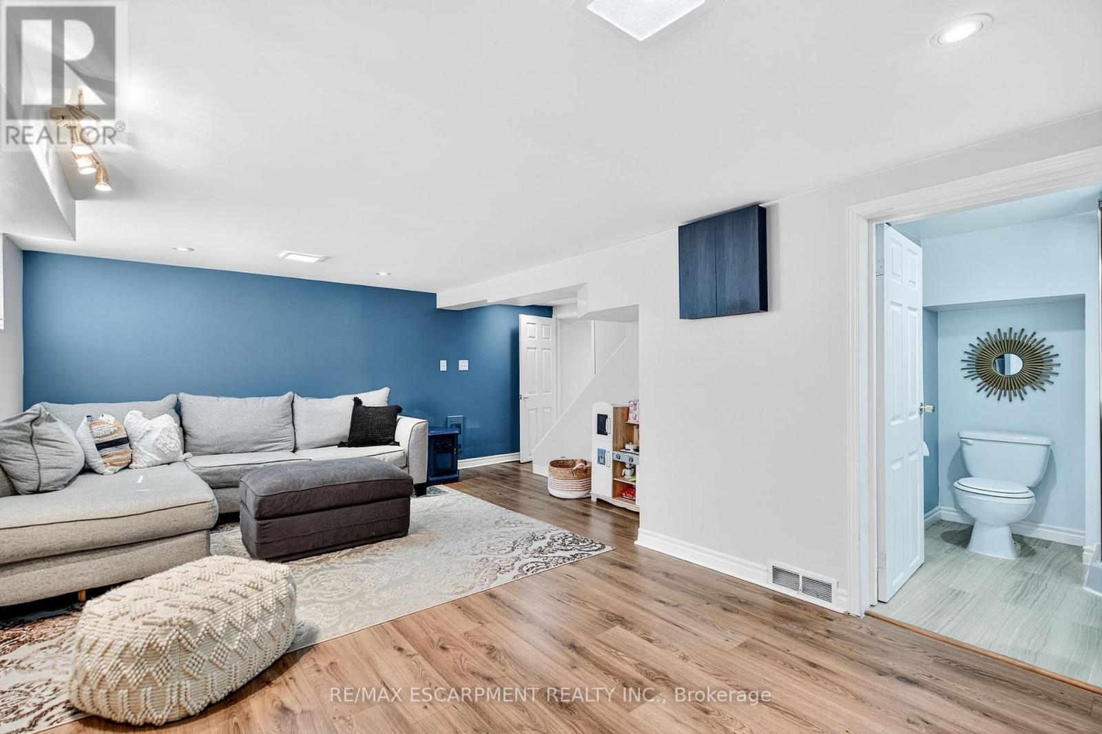 Photo 22 of 131 Rosedale Avenue, Hamilton ON