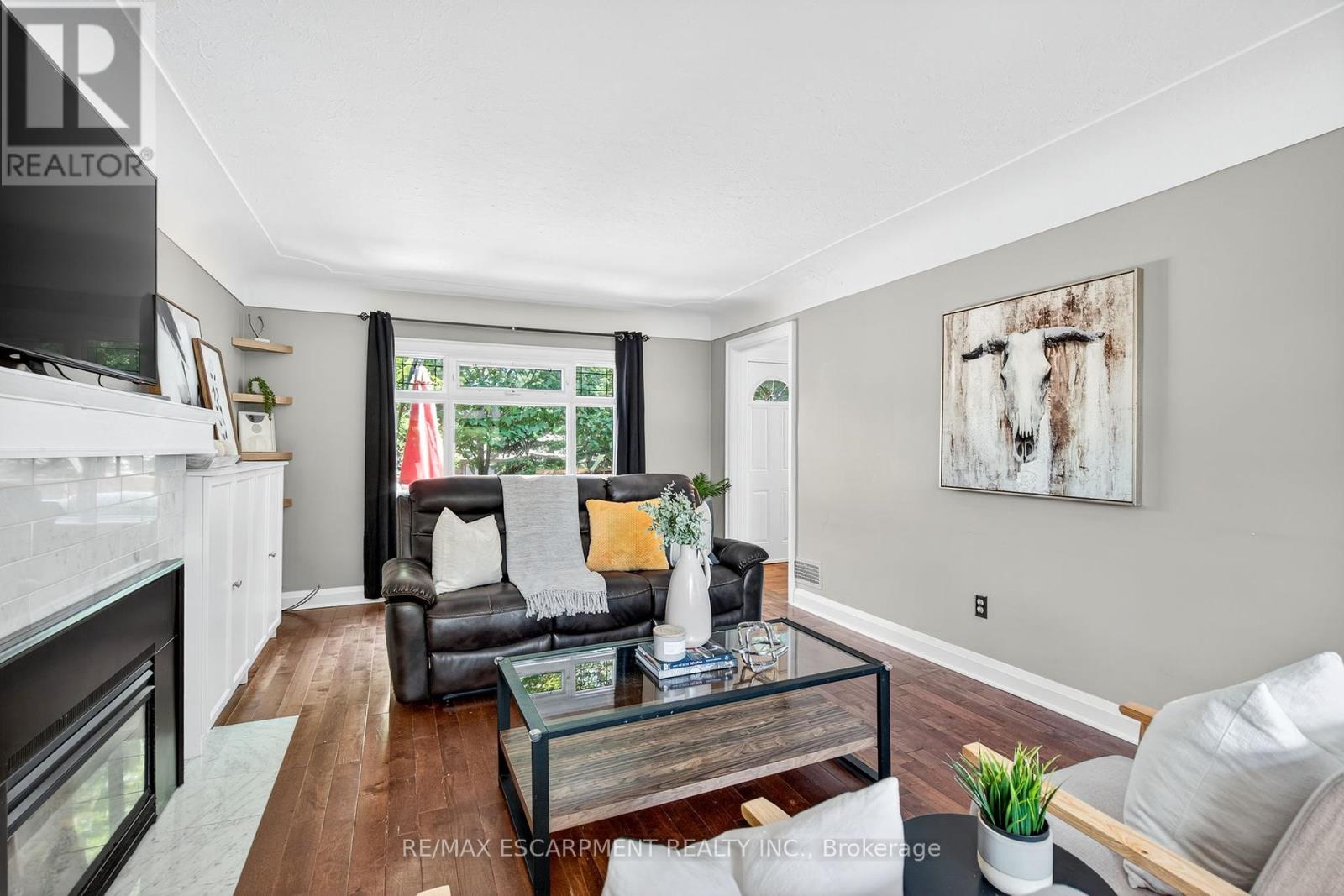 Photo 4 of 131 Rosedale Avenue, Hamilton ON