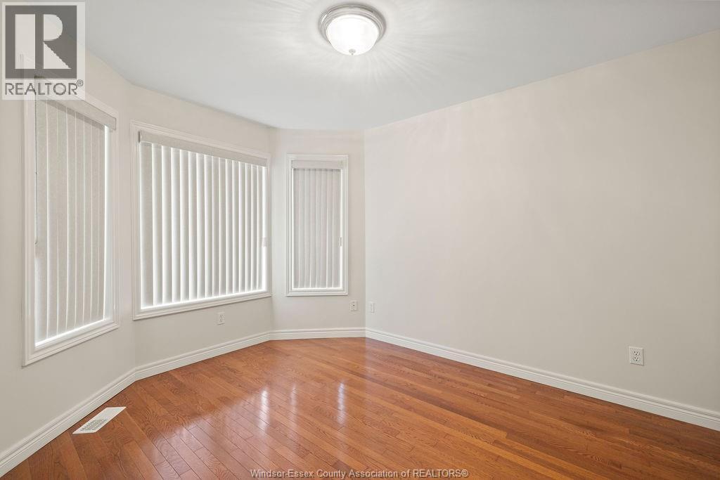 Photo 15 of 2091 Questa, Windsor ON