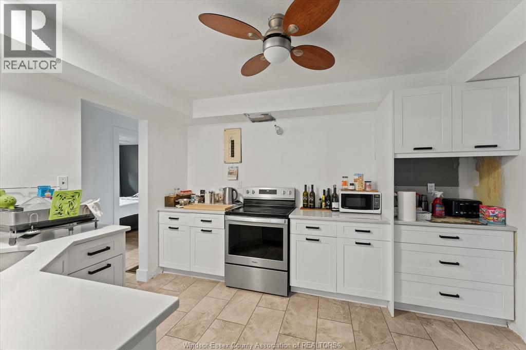 Photo 35 of 13961 Riverside Drive, Tecumseh ON