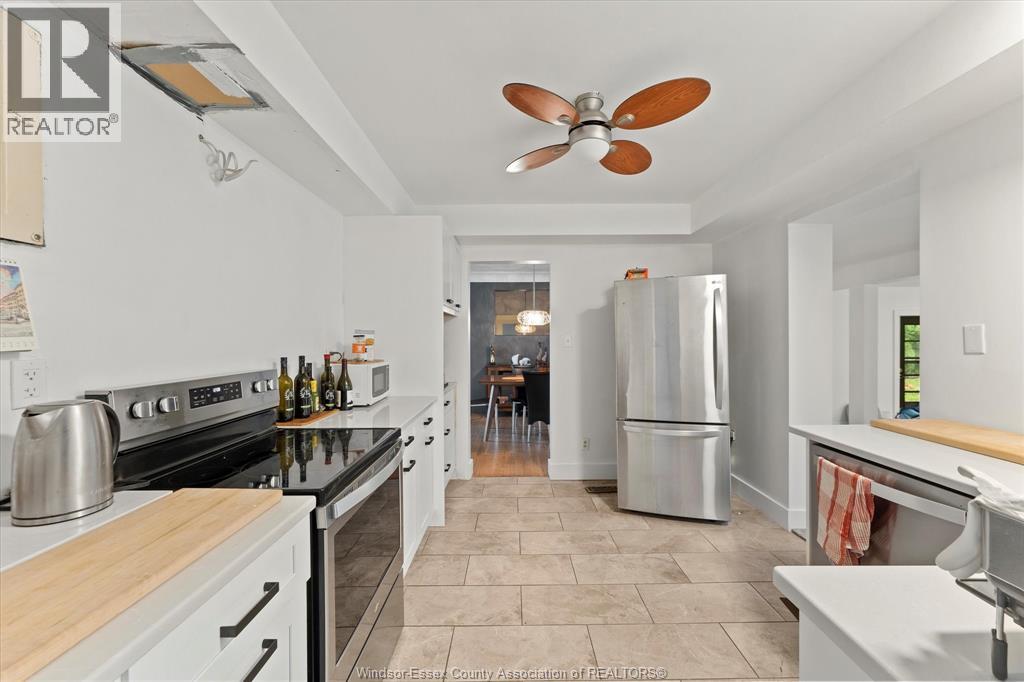 Photo 26 of 13961 Riverside Drive, Tecumseh ON