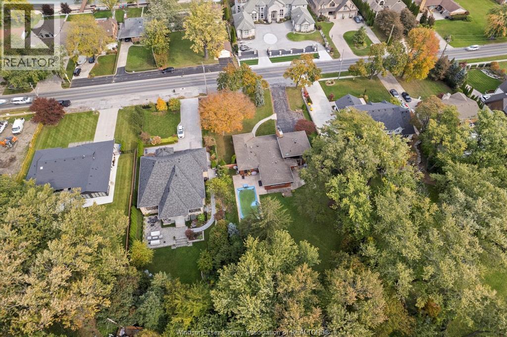 Photo 1 of 13961 Riverside Drive, Tecumseh ON
