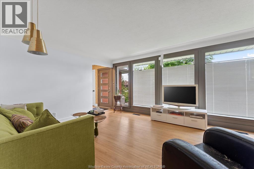 Photo 20 of 13961 Riverside Drive, Tecumseh ON