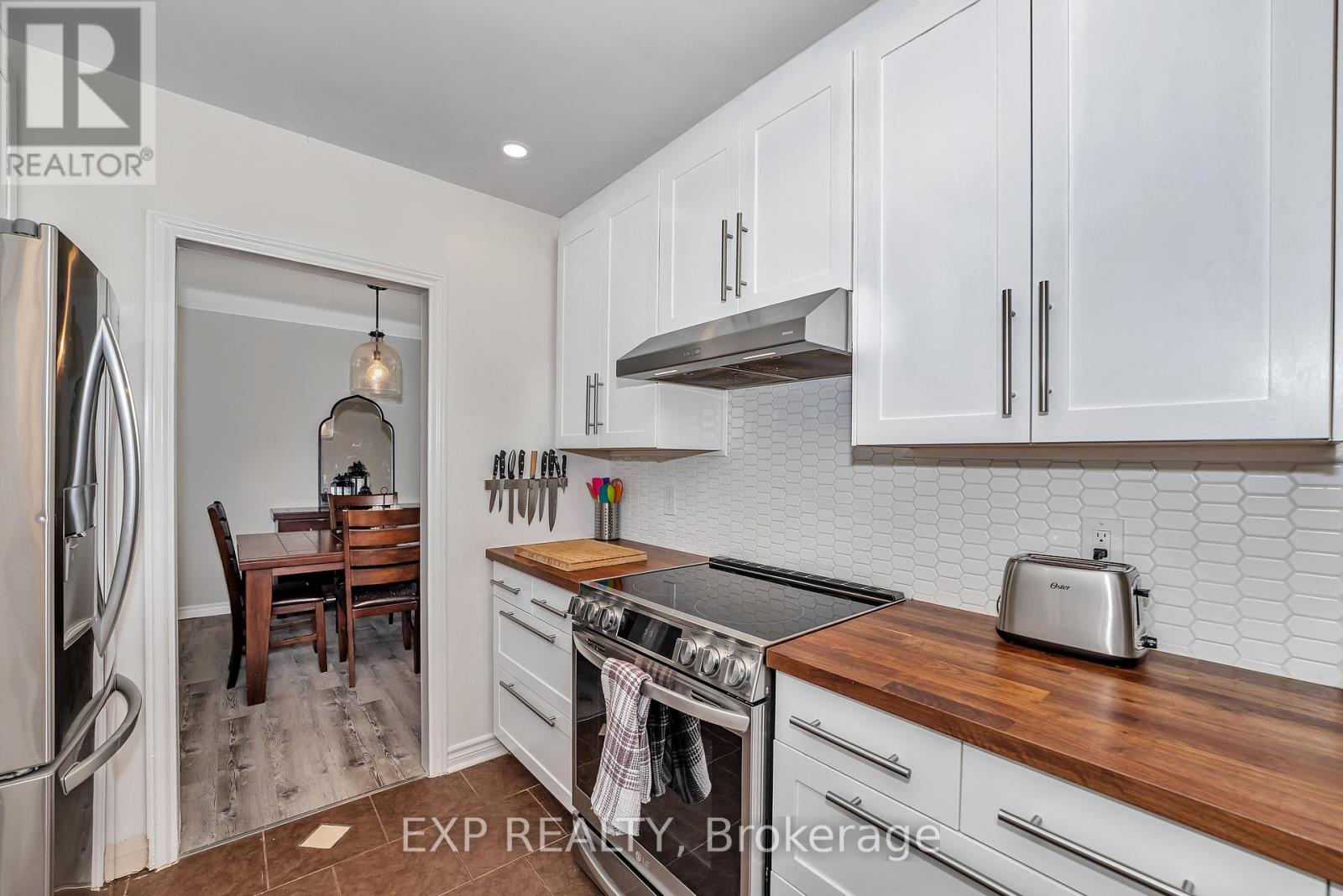Photo 13 of 936 Blythdale Road, Ottawa ON