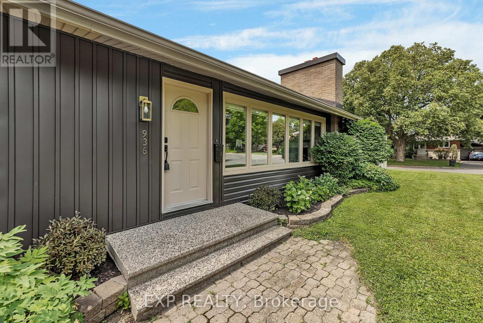 Photo 9 of 936 Blythdale Road, Ottawa ON