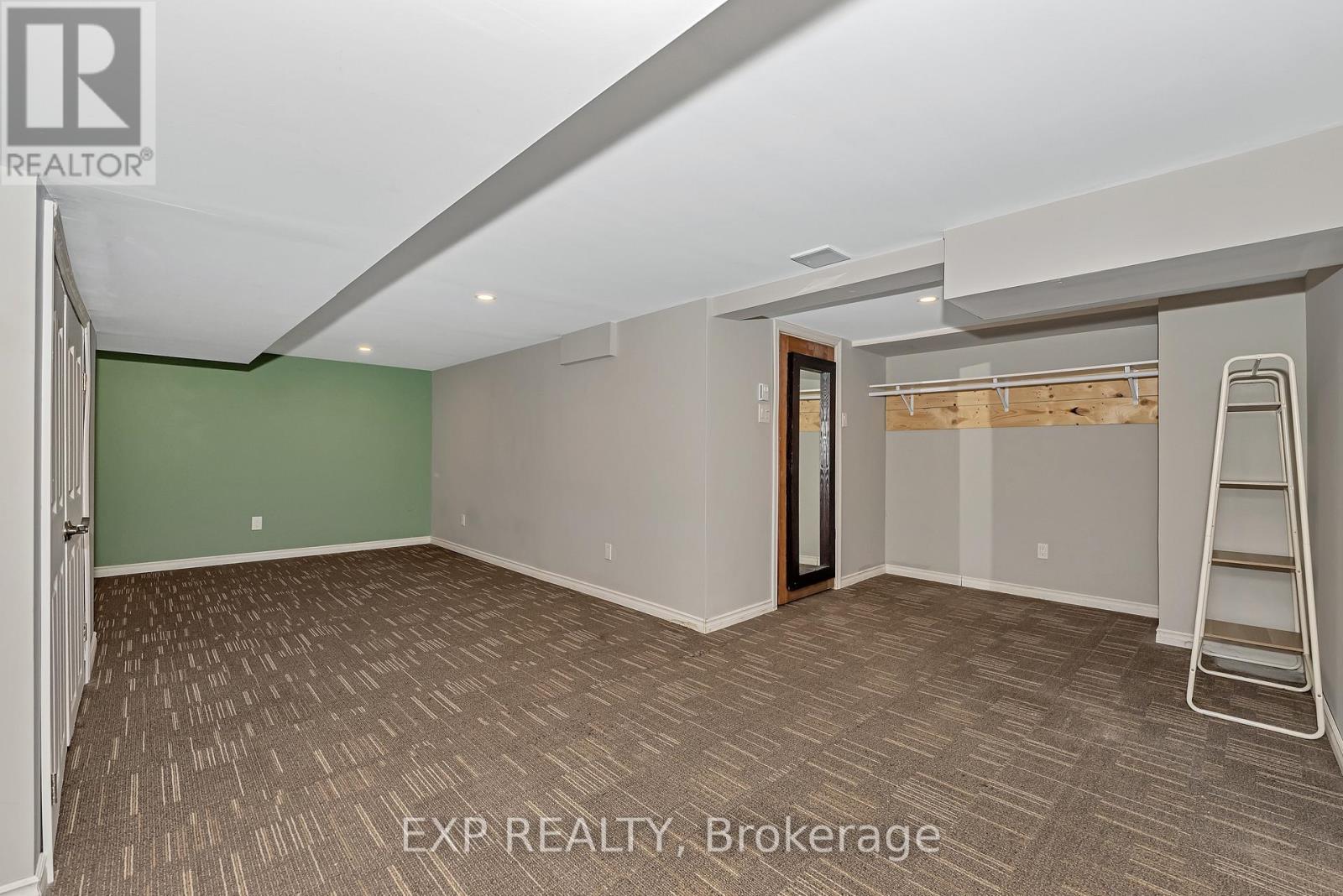 Photo 25 of 936 Blythdale Road, Ottawa ON