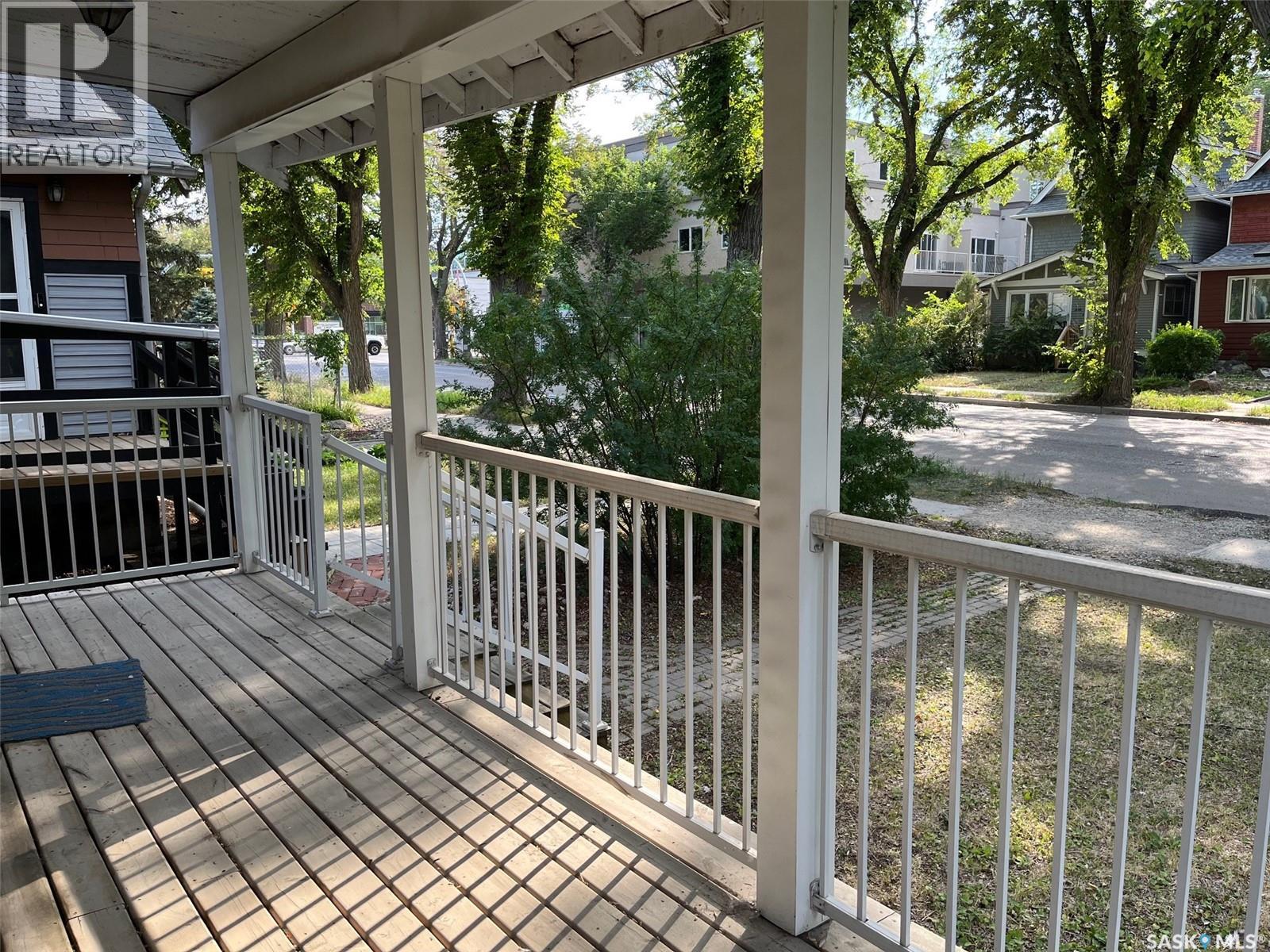 Photo 35 of 2059 Elphinstone Street, Regina SK