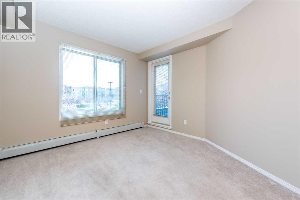 Photo 23 of 4210 403 Mackenzie Way Sw, Airdrie AB