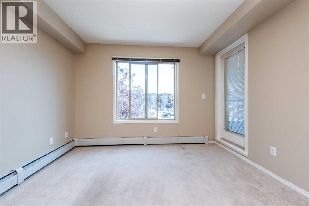 Photo 4 of 4210 403 Mackenzie Way Sw, Airdrie AB