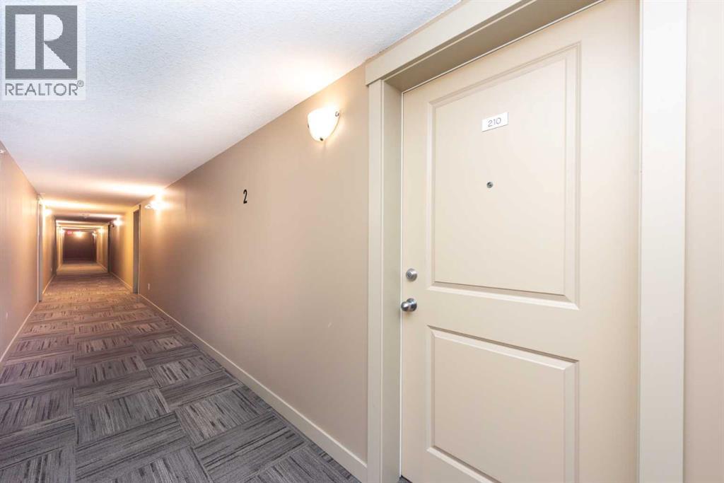Photo 22 of 4210 403 Mackenzie Way Sw, Airdrie AB