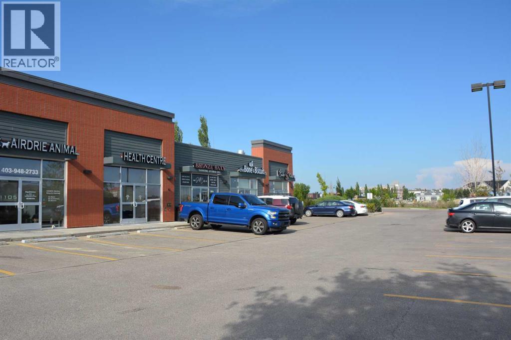 Photo 17 of 4210 403 Mackenzie Way Sw, Airdrie AB