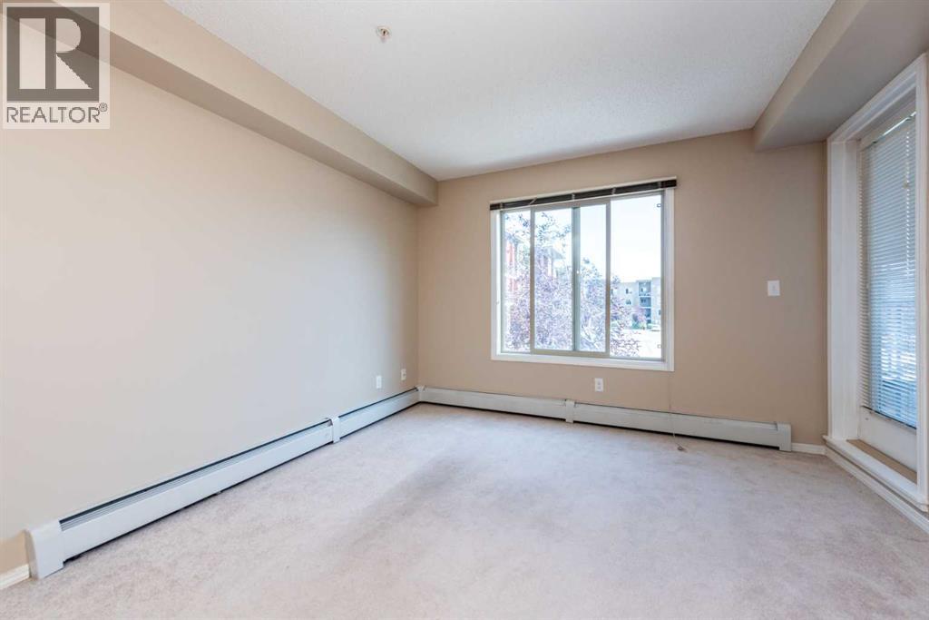Photo 12 of 4210 403 Mackenzie Way Sw, Airdrie AB