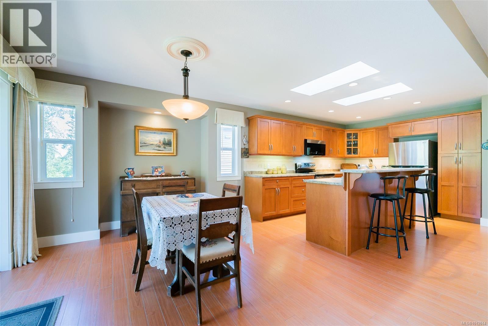 Photo 8 of 2324 Dodds Rd, Nanaimo BC