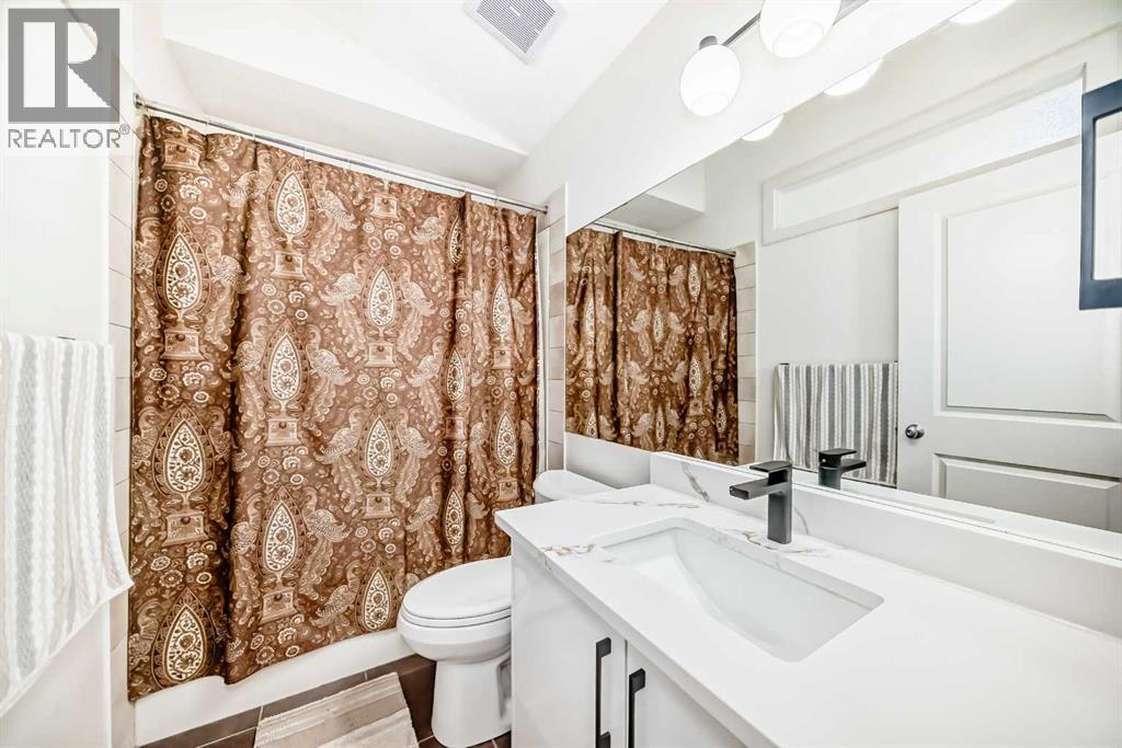 Single Family House for Sale in  Evanston Drive NW Evanston Calgary 