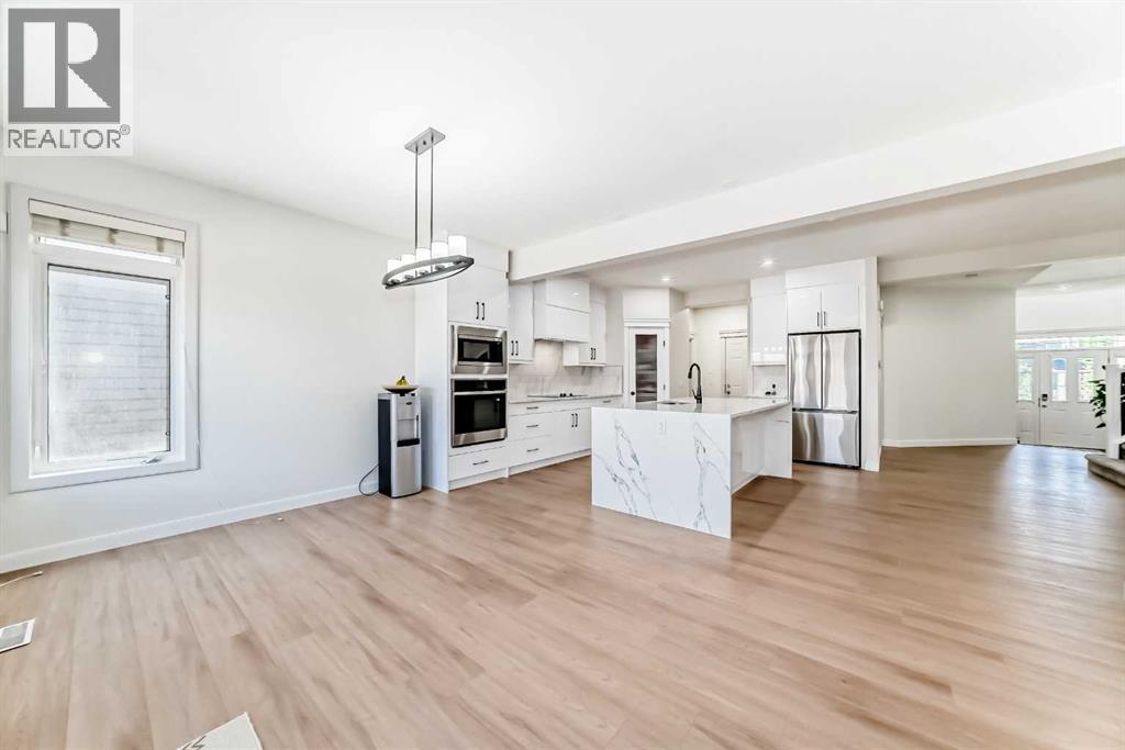 Single Family House for Sale in  Evanston Drive NW Evanston Calgary 