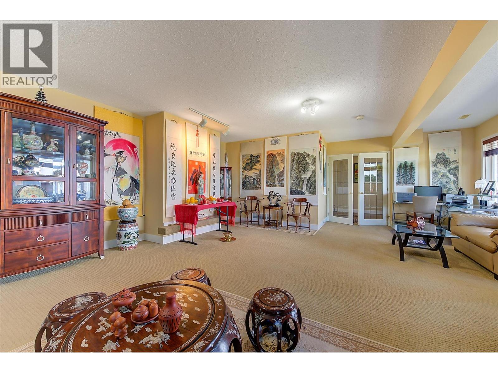  343 Stellar Drive, Kelowna