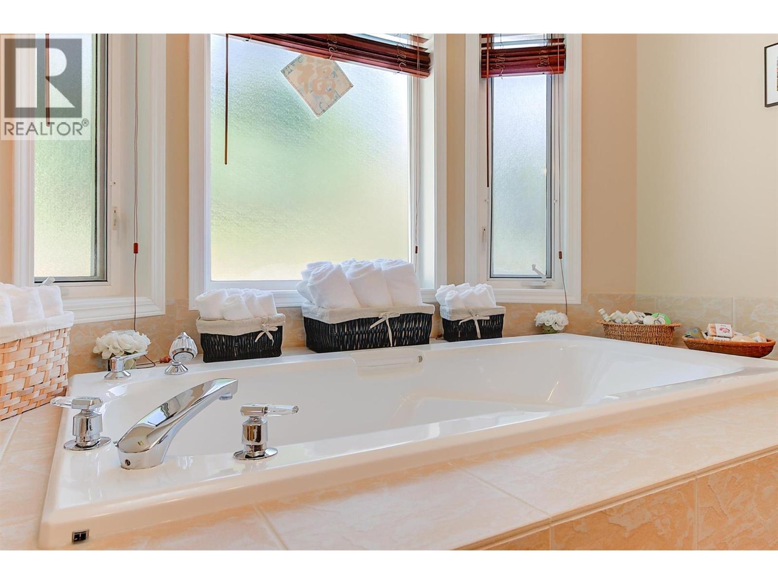 343 Stellar Drive, Kelowna