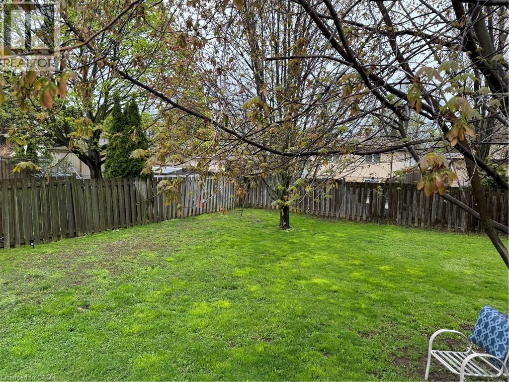 Photo 25 of 471 Geneva Street, St Catharines ON