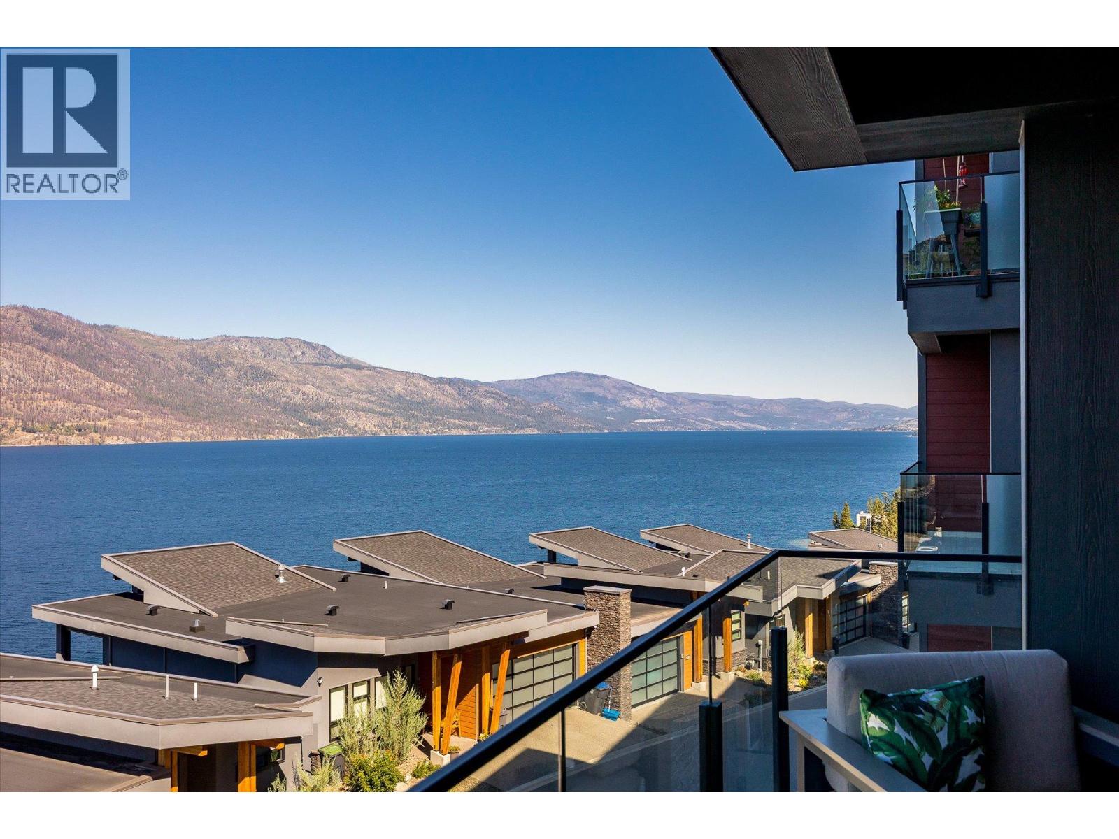 311 3475 Granite Close, Kelowna