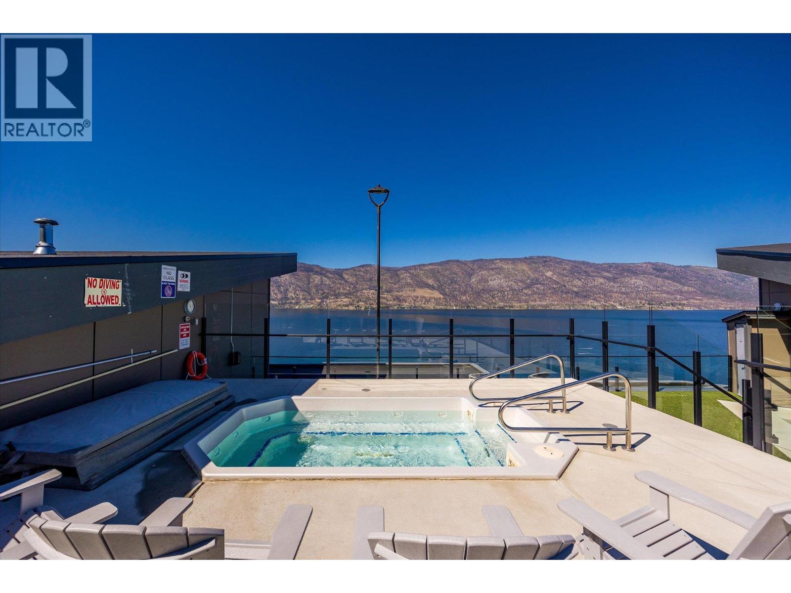 311 3475 Granite Close, Kelowna