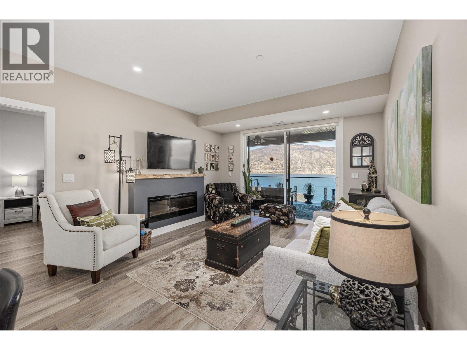 311 3475 Granite Close, Kelowna
