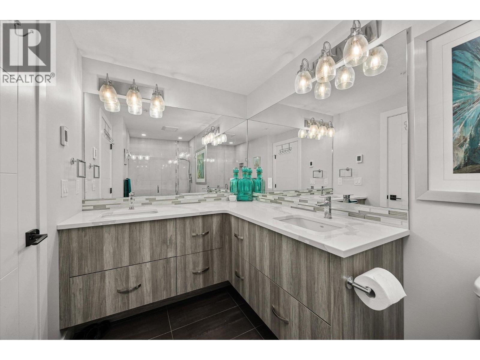 311 3475 Granite Close, Kelowna
