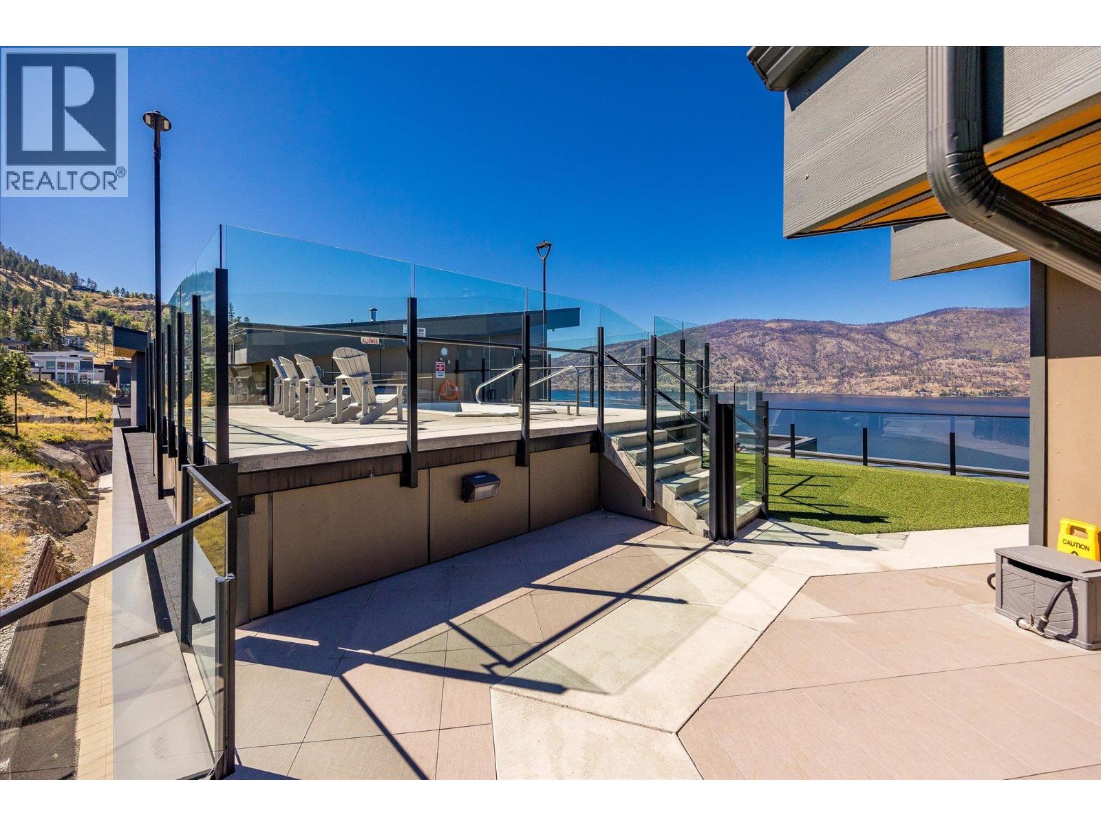 311 3475 Granite Close, Kelowna