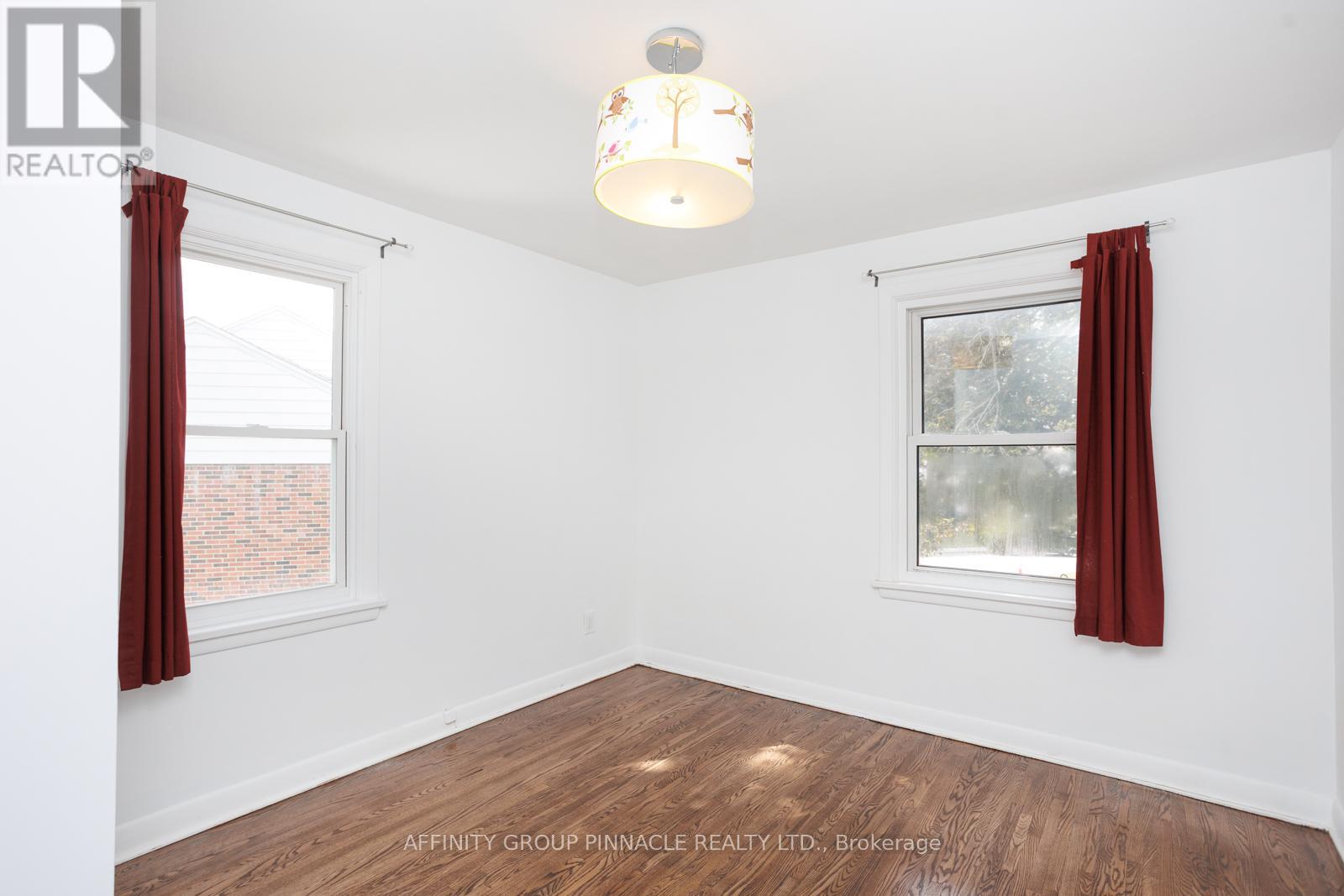 Photo 31 of 22 Sunset Court, Kawartha Lakes ON