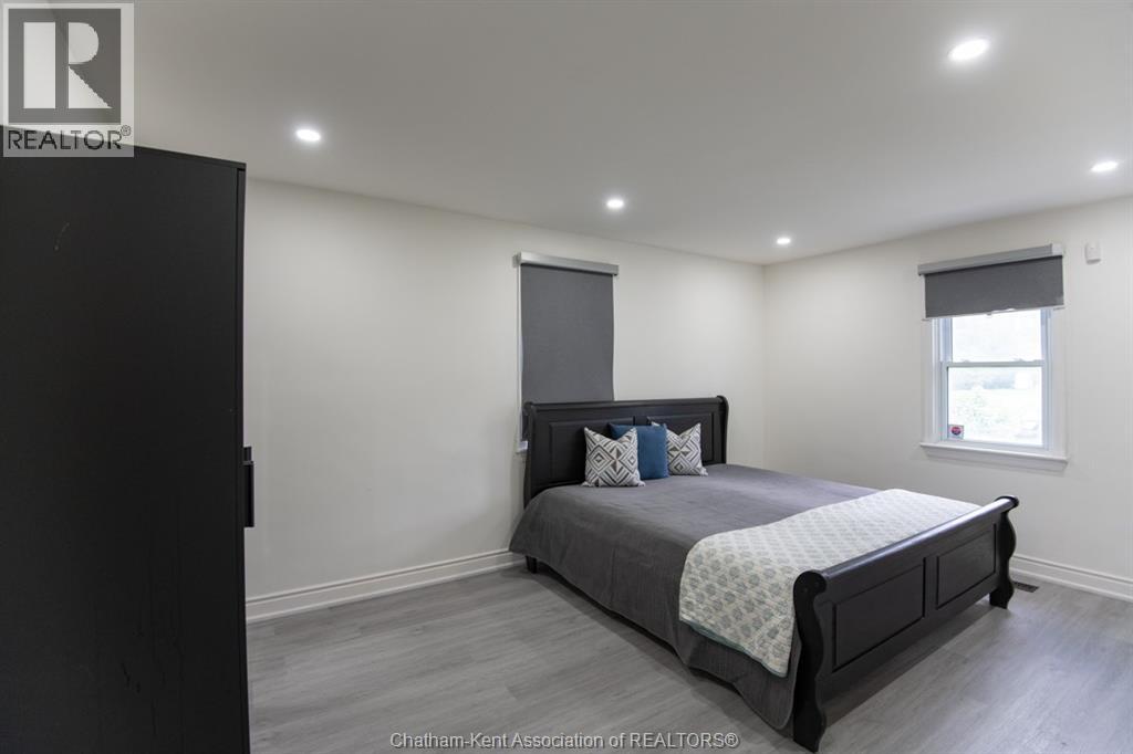 Photo 39 of 152 Park Street, Dresden ON