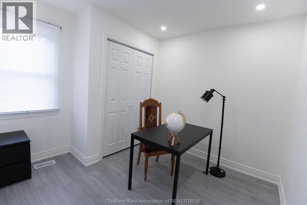 Photo 24 of 152 Park Street, Dresden ON