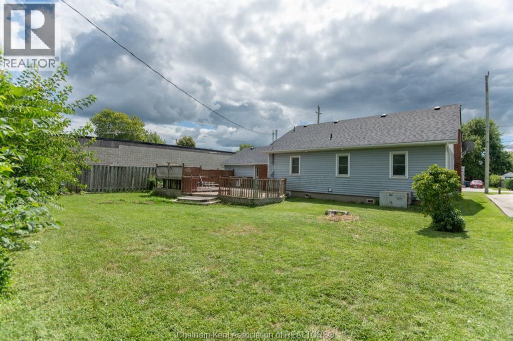 Photo 35 of 152 Park Street, Dresden ON