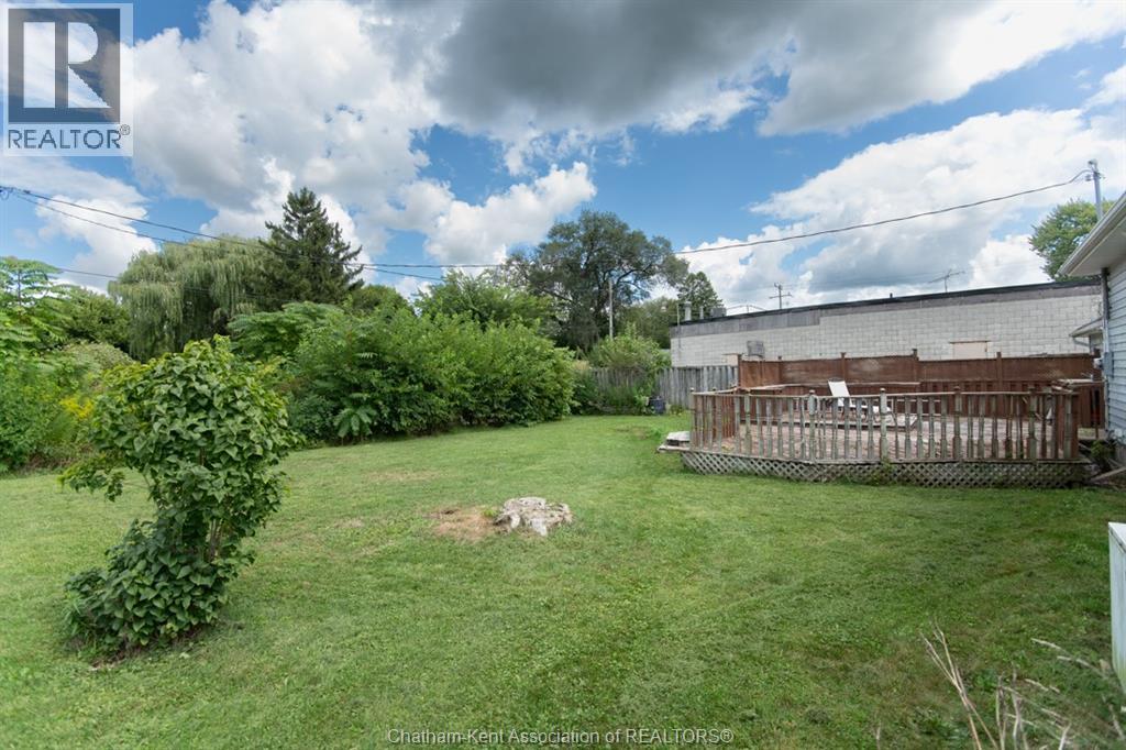 Photo 6 of 152 Park Street, Dresden ON