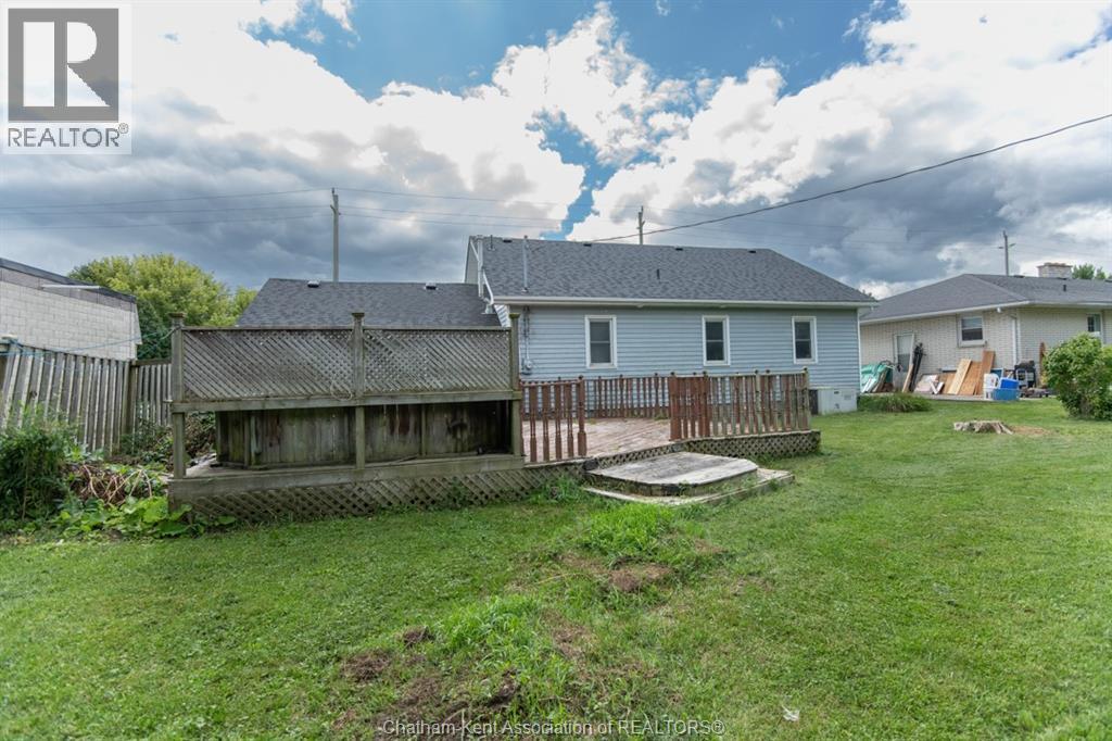 Photo 18 of 152 Park Street, Dresden ON