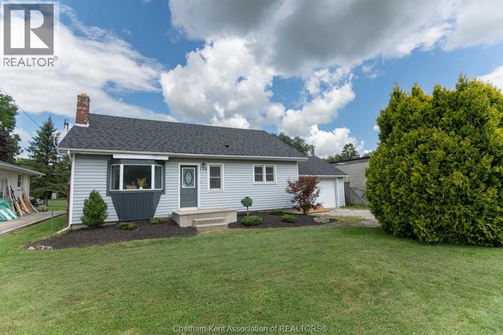 Photo 30 of 152 Park Street, Dresden ON