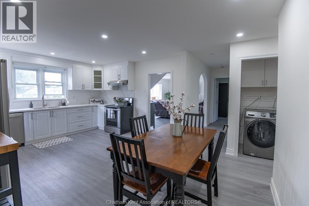 Photo 31 of 152 Park Street, Dresden ON