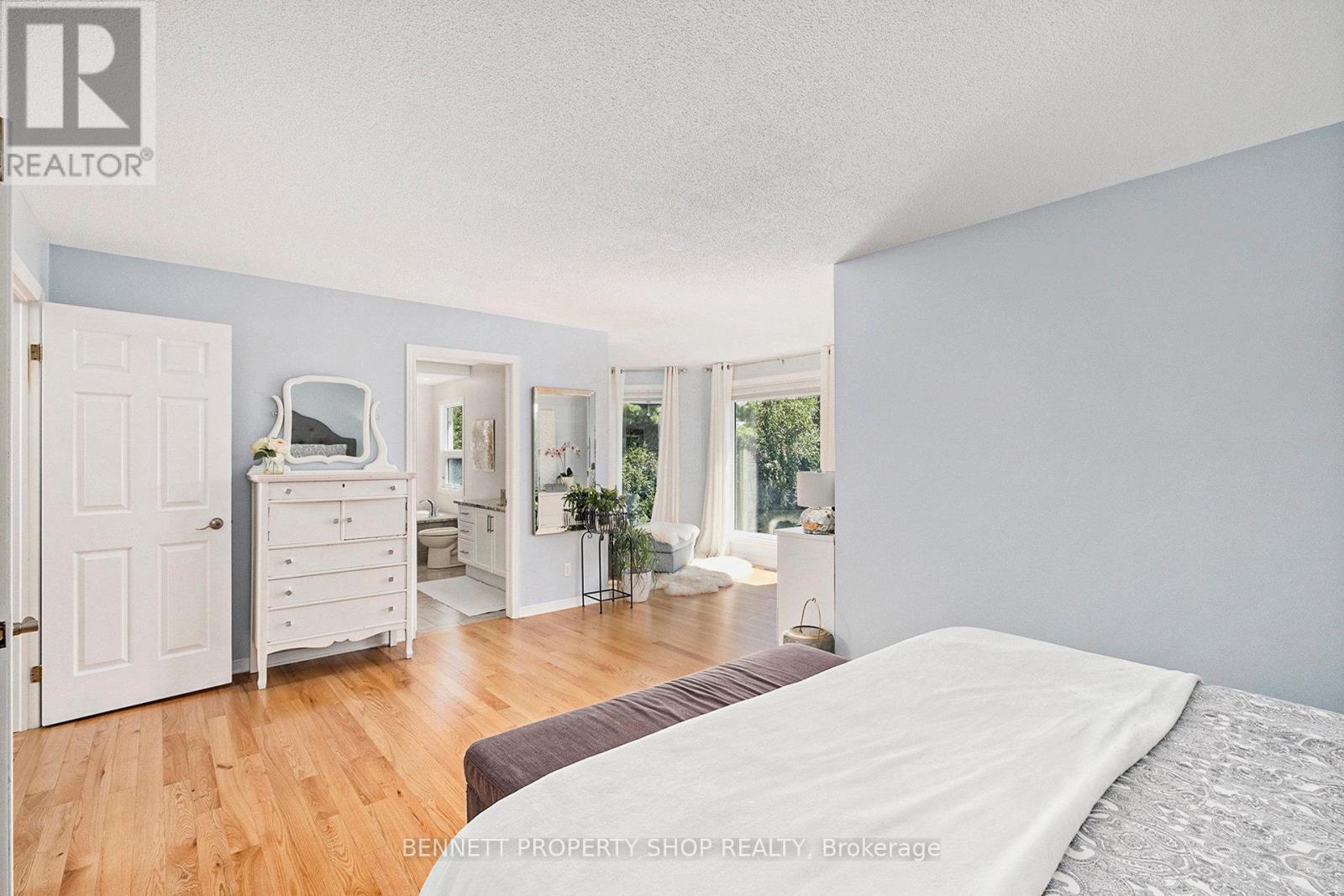 Photo 12 of 778 Montcrest Drive, Ottawa ON