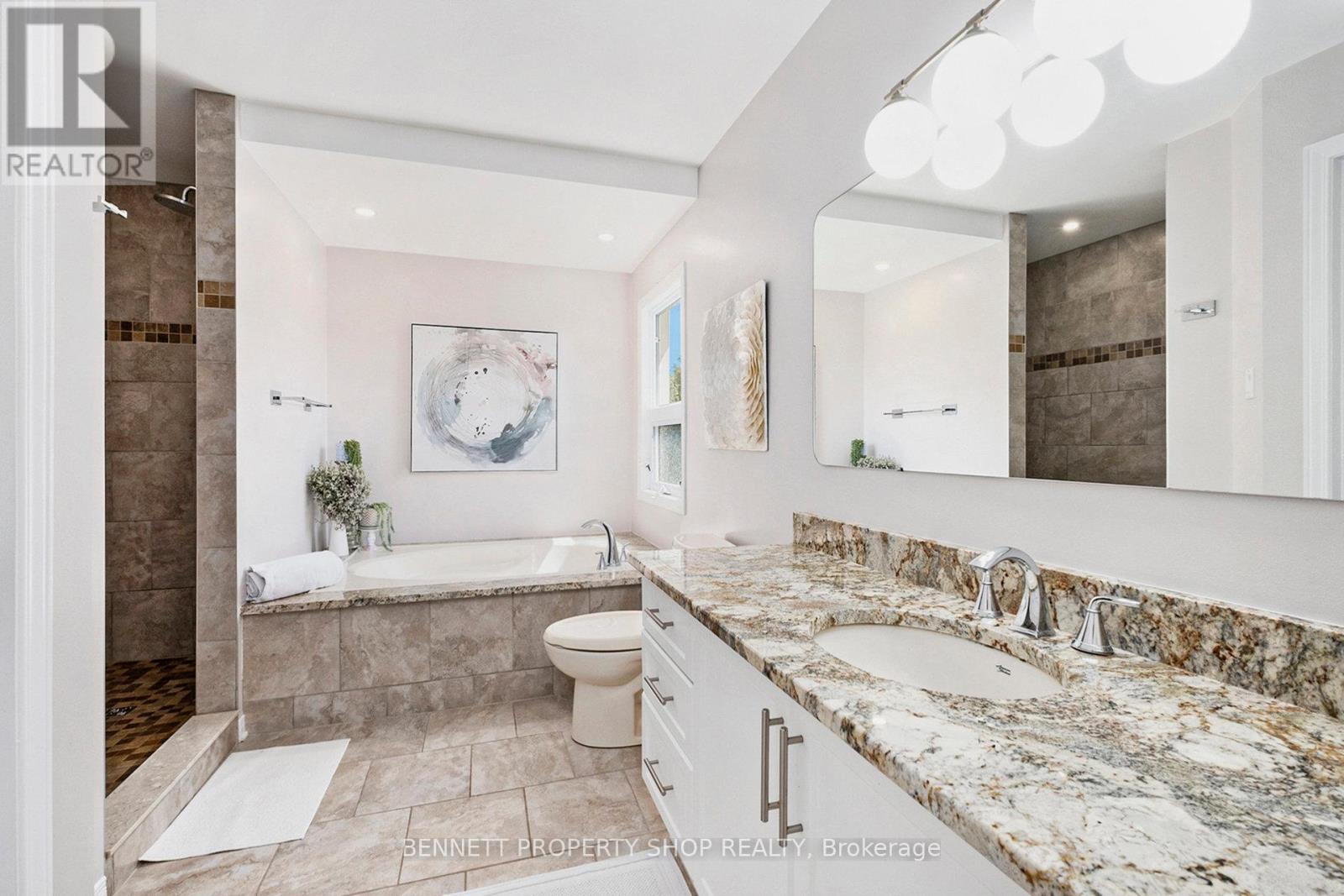Photo 15 of 778 Montcrest Drive, Ottawa ON