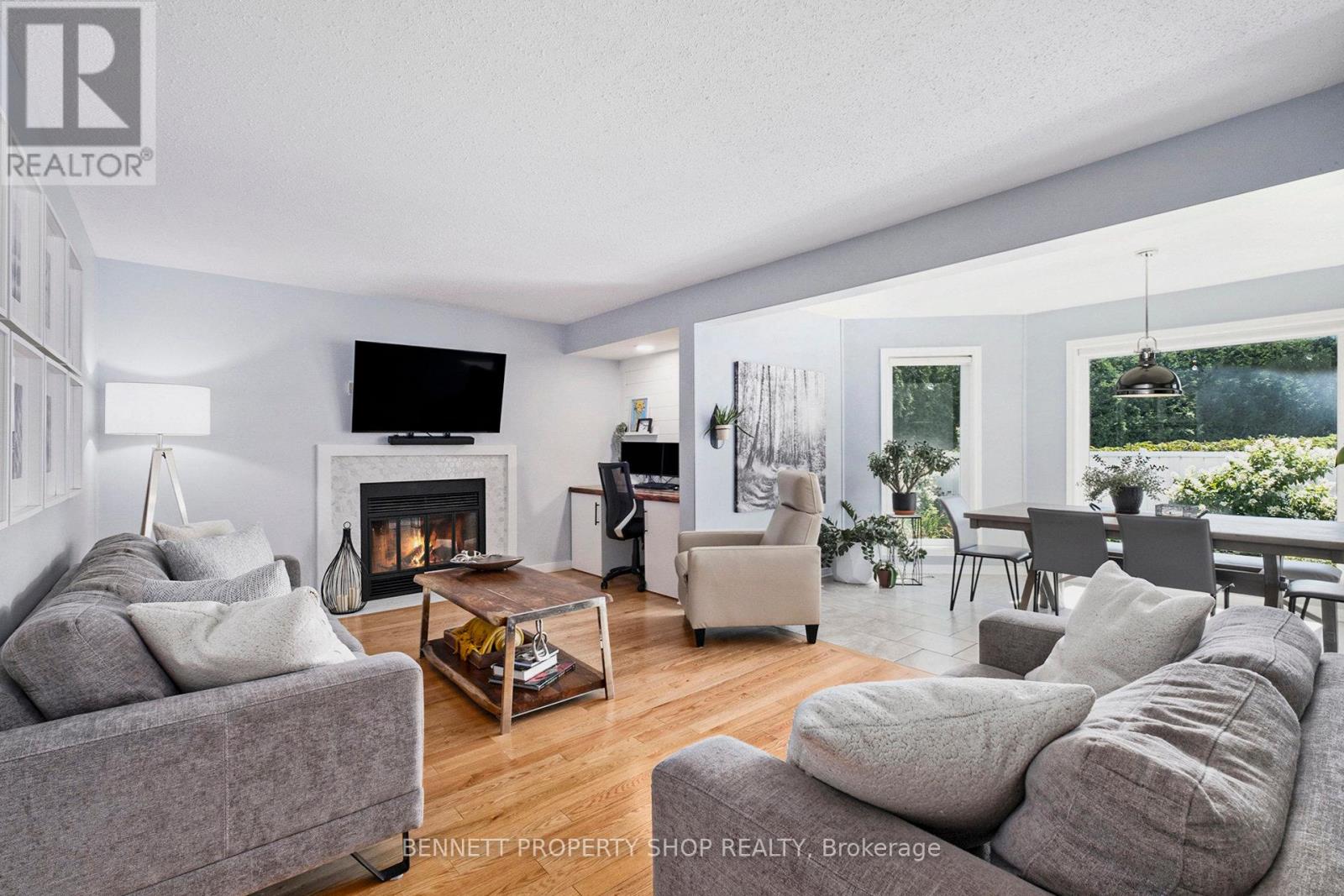 Photo 6 of 778 Montcrest Drive, Ottawa ON