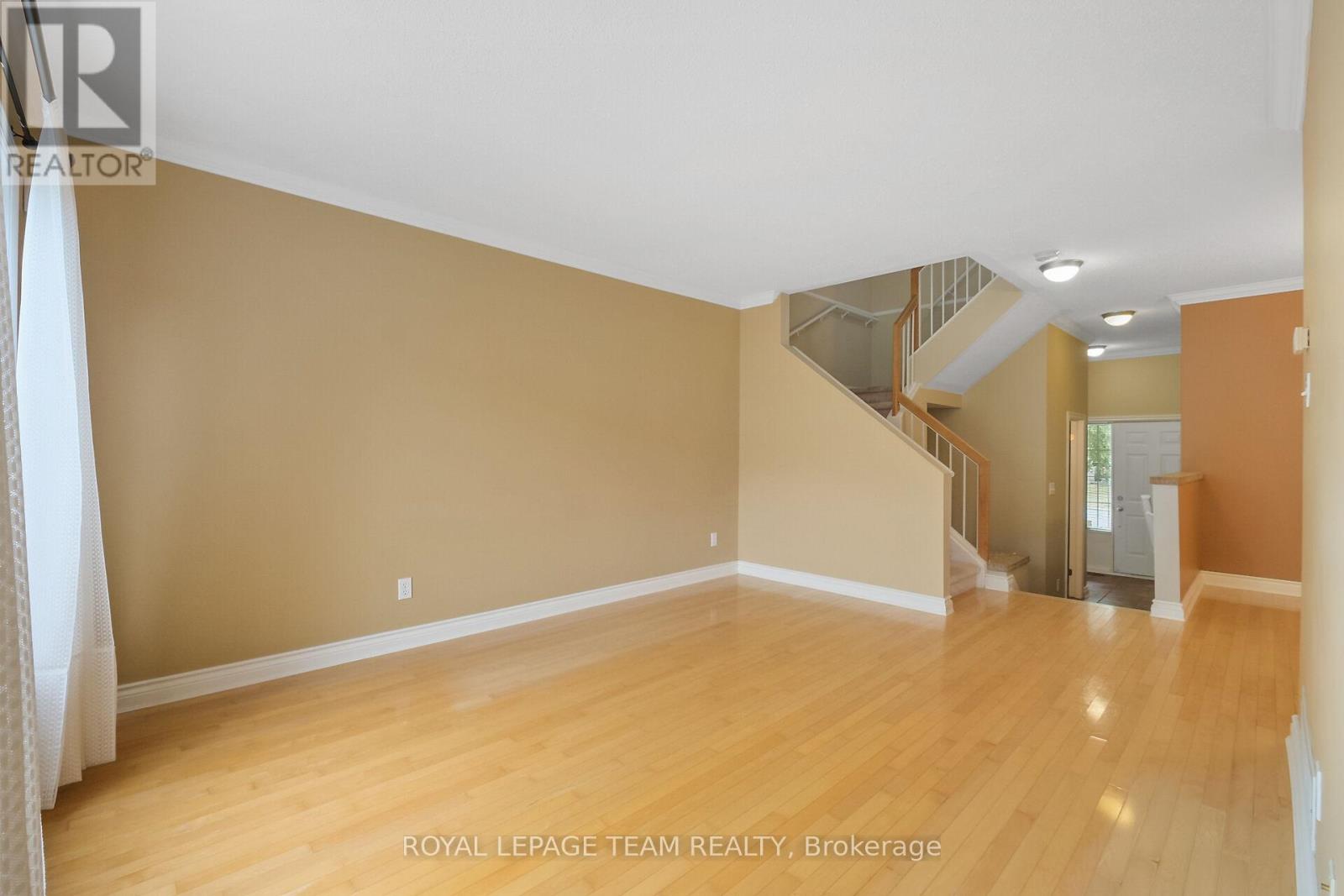 Photo 12 of 6201 Arbourwood Drive, Ottawa ON