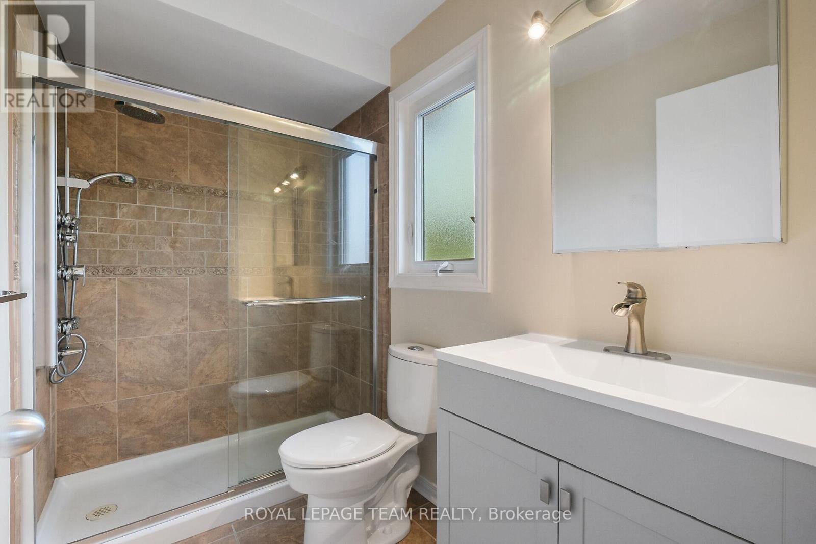 Photo 26 of 6201 Arbourwood Drive, Ottawa ON