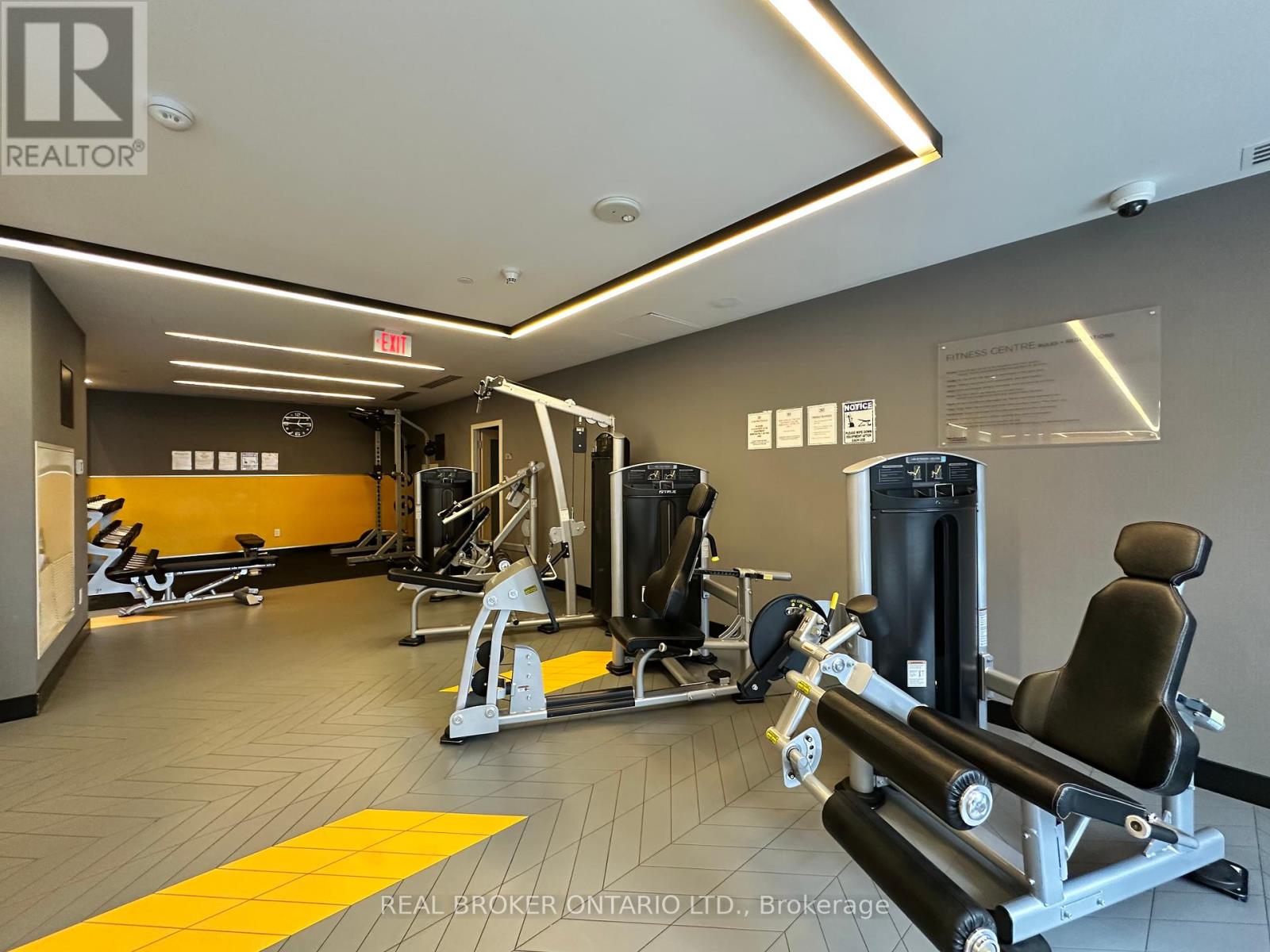 Photo 24 of 307 30 Roehampton Avenue, Toronto ON