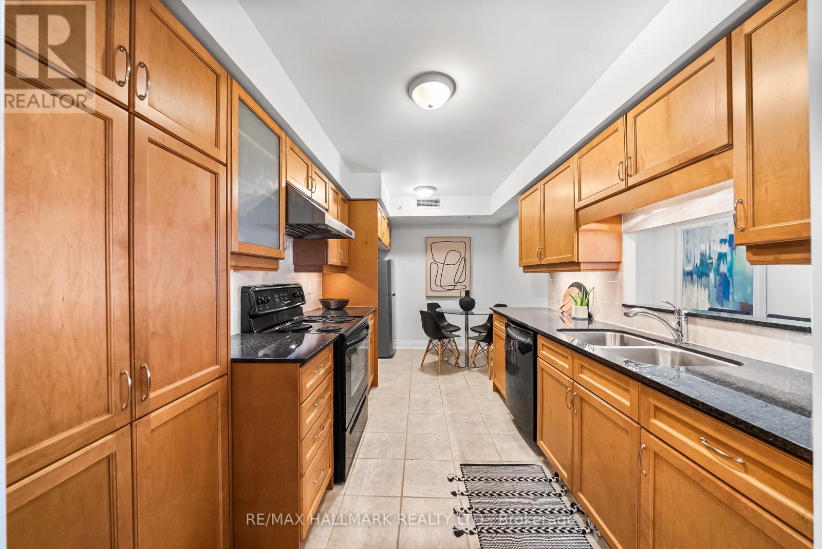 Photo 11 of 506 12 Rean Drive, Toronto ON