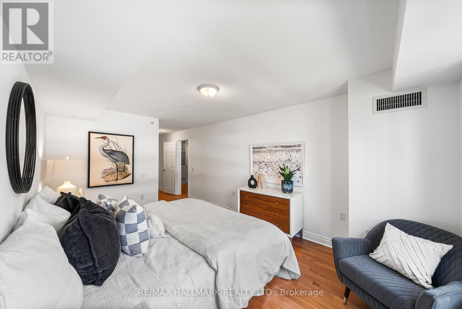 Photo 17 of 506 12 Rean Drive, Toronto ON