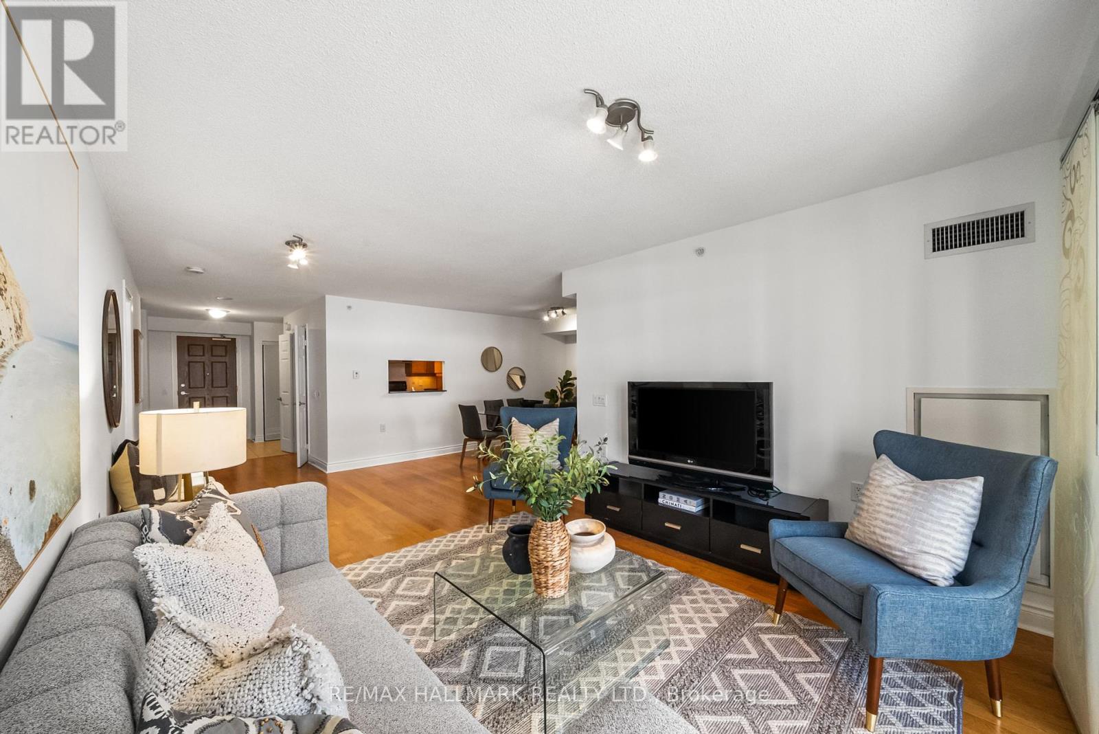 Photo 6 of 506 12 Rean Drive, Toronto ON
