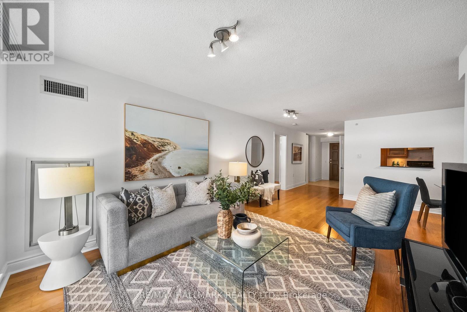 Photo 7 of 506 12 Rean Drive, Toronto ON